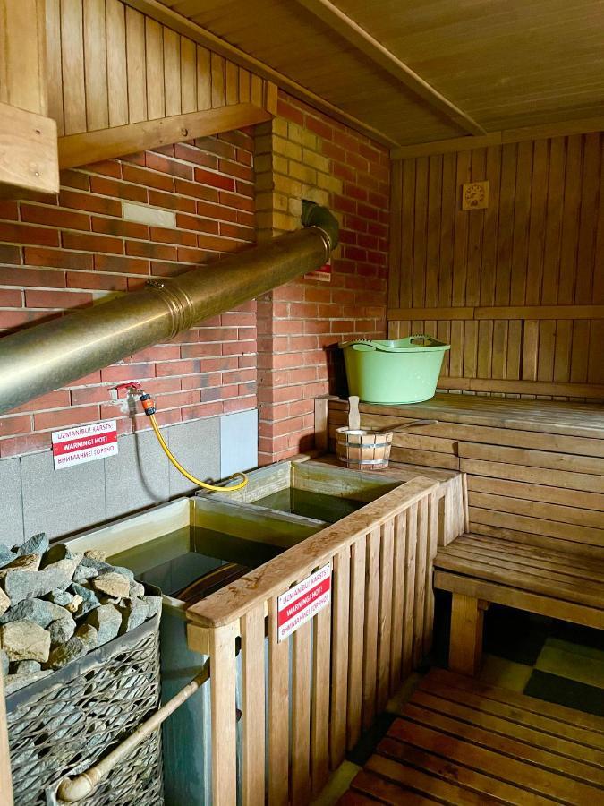 Piejuras Nams Hotel Ķesterciems Eksteriør billede