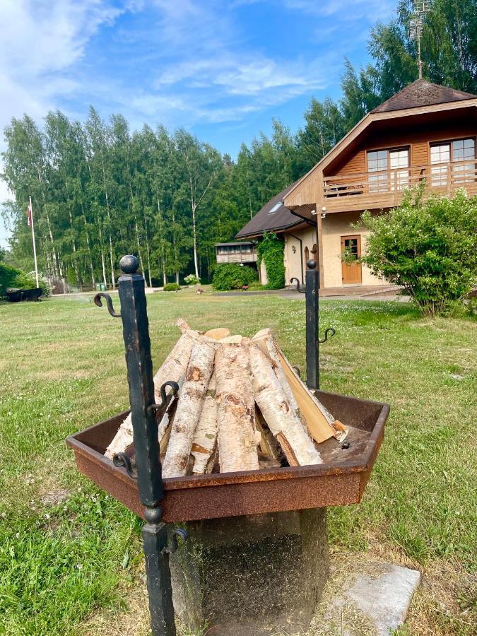 Piejuras Nams Hotel Ķesterciems Eksteriør billede